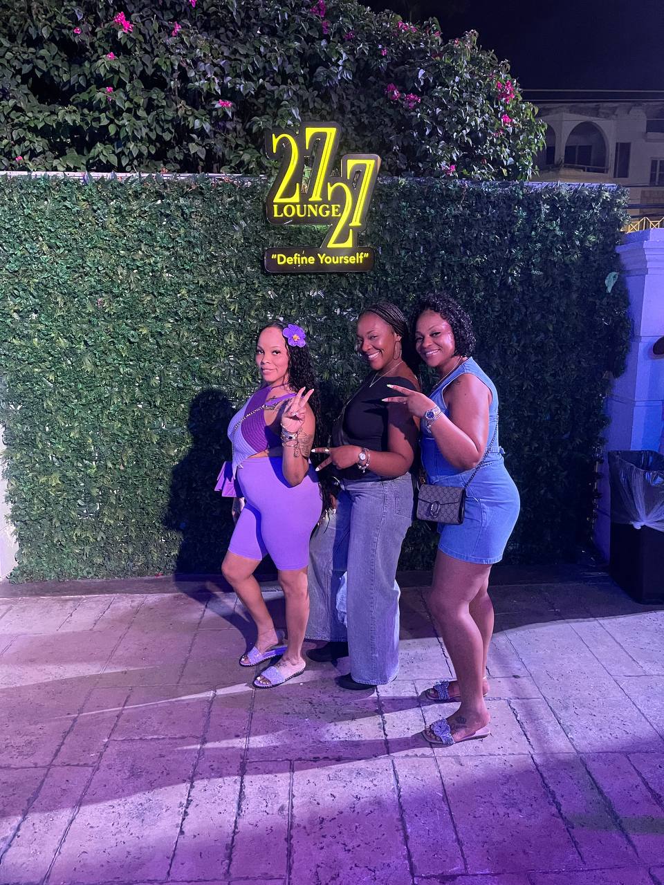 Night life tour